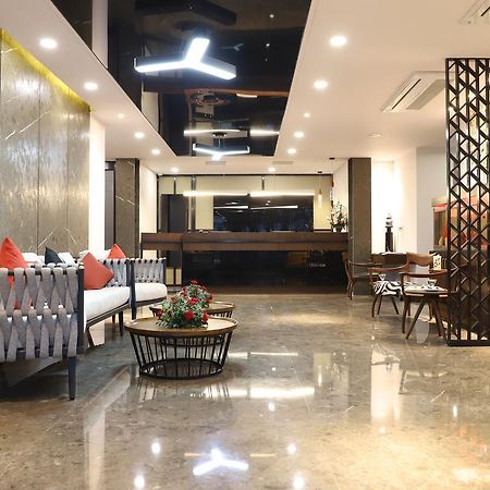 Ebony Residency Hotel Ahmedabad Exterior foto
