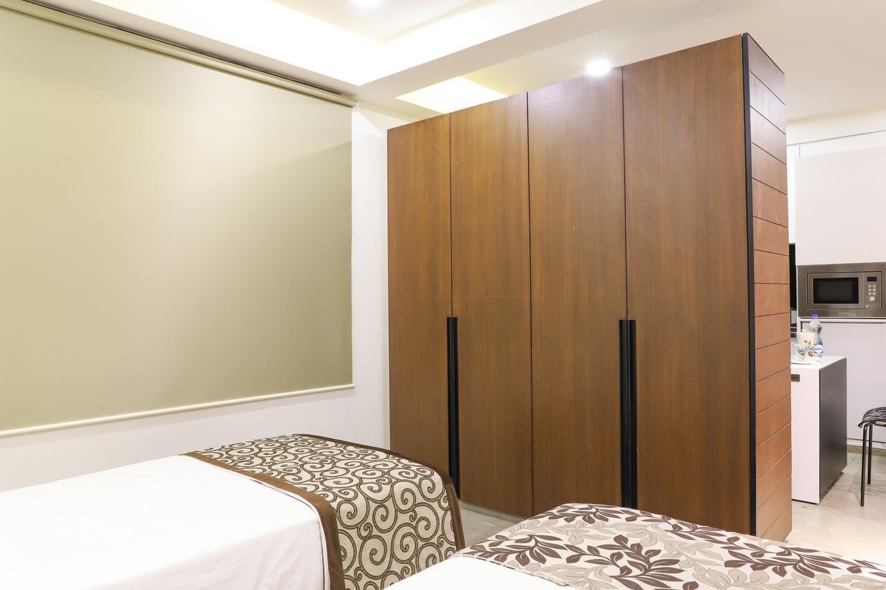 Ebony Residency Hotel Ahmedabad Exterior foto